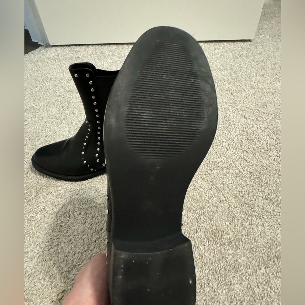 Azalea Jones Chelsea Boot - Picture 4 of 5